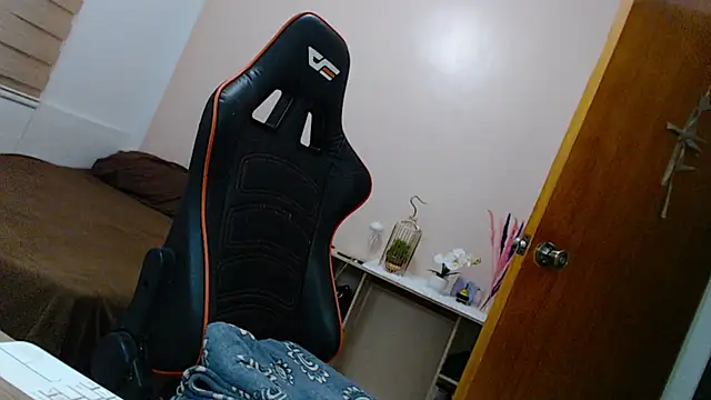 ava sheeks online show from 01.22.25