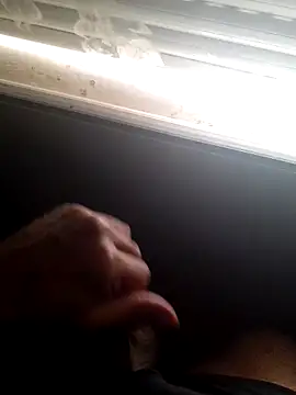 Demillvan online show from 10.24.25