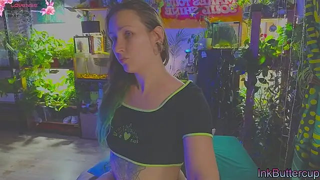 Dead Butterfly online show from 10.12.25