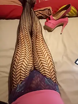 Snapshot of JulietteMaitresse chatting on 10.23.25 JulietteMaitresse online show from 10.23.25