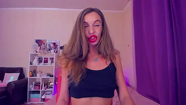 Snapshot of EmmaAbramson chatting on 03.17.25 EmmaAbramson online show from 03.17.25