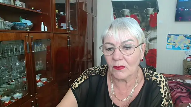 JenaCheim online show from 10.19.25