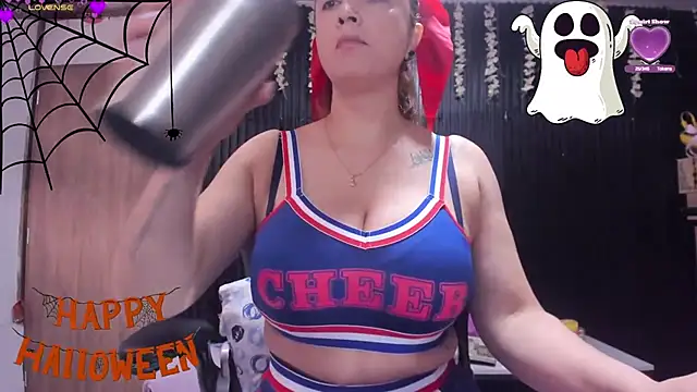 lalanaughty online show from 10.31.25