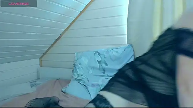 I AM MILF online show from 12.18.24