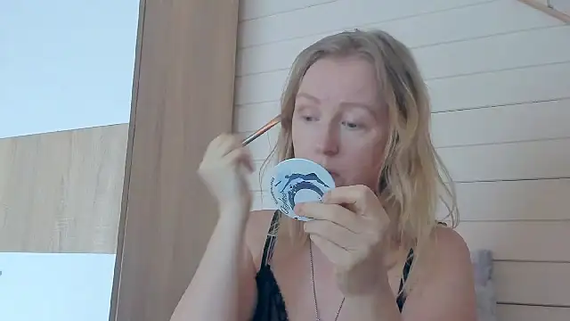 Snapshot of I_AM_MILF chatting on 06.18.26 I AM MILF online show from 06.18.26