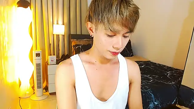 Snapshot of WildestTwink chatting on 07.06.26 WildestTwink online show from 07.06.26