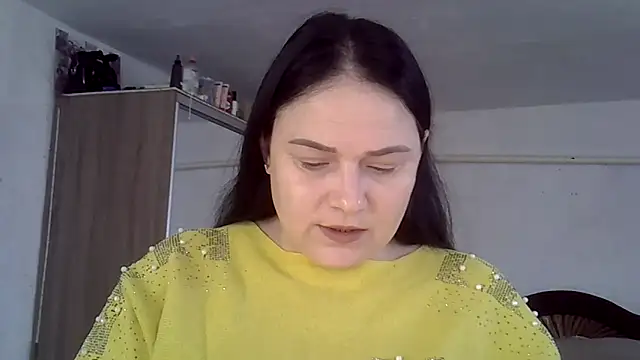 Snapshot of TammyAh chatting on 02.24.25 TammyAh online show from 02.24.25