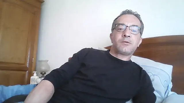 CarlosRocha73 online show from 04.17.26