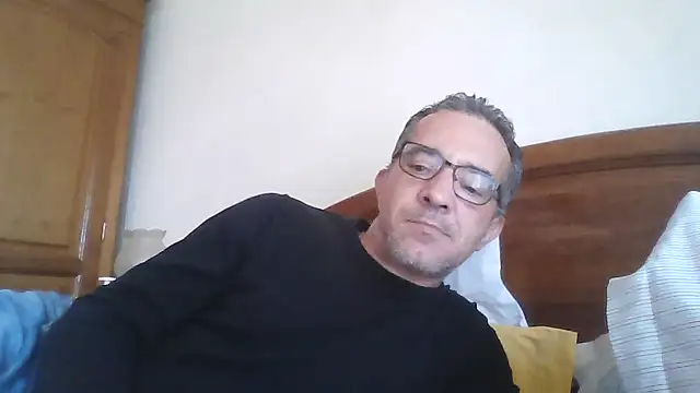 CarlosRocha73 online show from 04.18.26