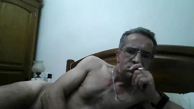 Snapshot of CarlosRocha73 chatting on 06.21.26 CarlosRocha73 online show from 06.21.26
