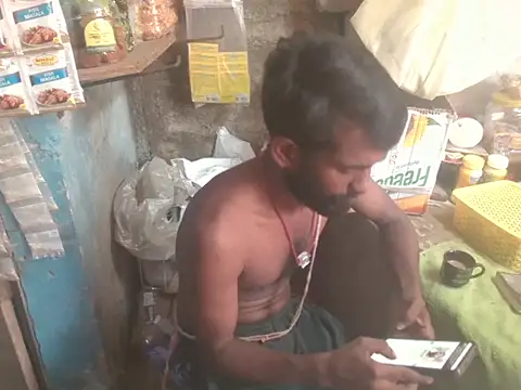 FriskyGender online show from 11.04.25