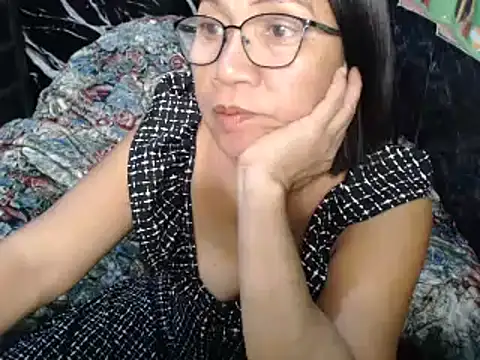 ASIANDOLLY4U online show from 04.01.26