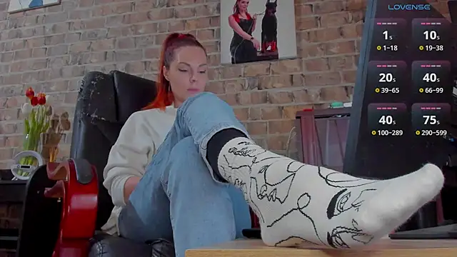 MrsVenus online show from 03.13.25