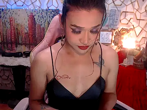 Snapshot of AsianMariaTs chatting on 04.30.26 AsianMariaTs online show from 04.30.26