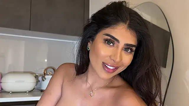 ArabicBarbie online show from 12.17.25