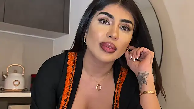 ArabicBarbie online show from 04.12.26