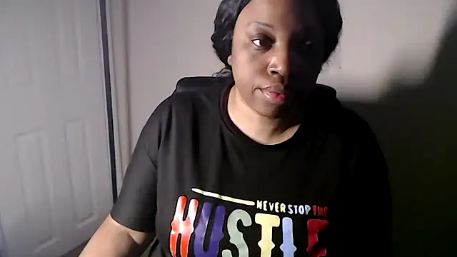 Sexymona1218 online show from 01.14.26