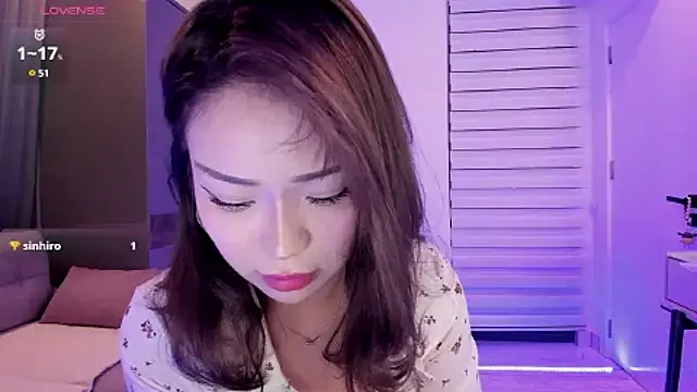 SaliUong online show from 12.21.24