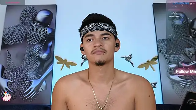 Snapshot of VikoHands chatting on 01.19.25 VikoHands online show from 01.19.25