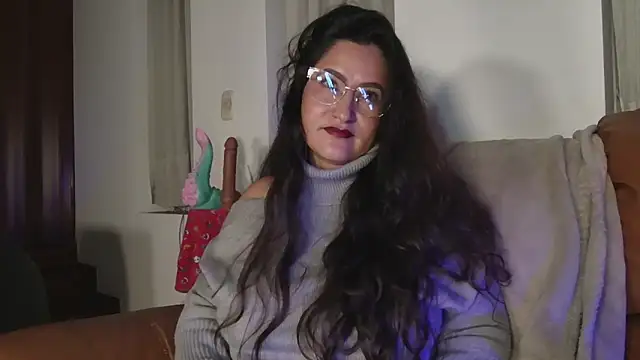 DeesseLuxure online show from 10.15.25