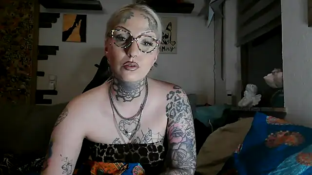 RoxxyInk online show from 05.26.26