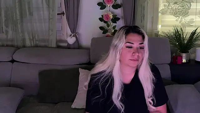 Monageil online show from 10.01.25