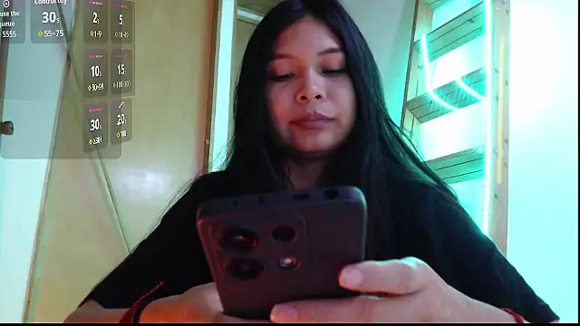 Snapshot of evolet01 chatting on 02.18.26 evolet01 online show from 02.18.26