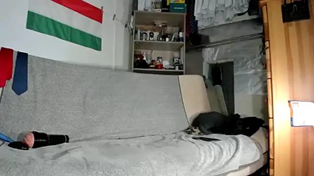 Snapshot of viraglaci18@xh chatting on 01.13.26 viraglaci18xh online show from 01.13.26