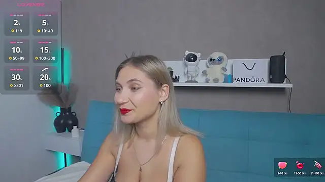 Snapshot of DakotaMae chatting on 02.08.25 DakotaMae online show from 02.08.25