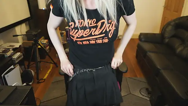 Snapshot of KelseyCobalt chatting on 01.17.25 KelseyCobalt online show from 01.17.25