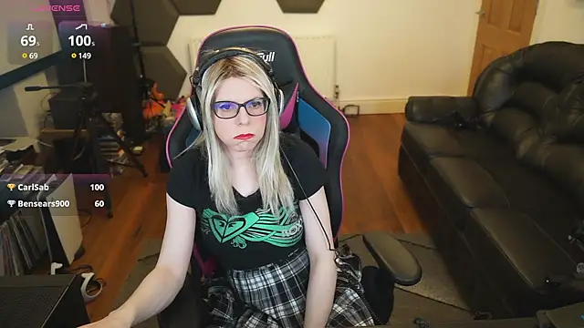 Snapshot of KelseyCobalt chatting on 03.03.25 KelseyCobalt online show from 03.03.25