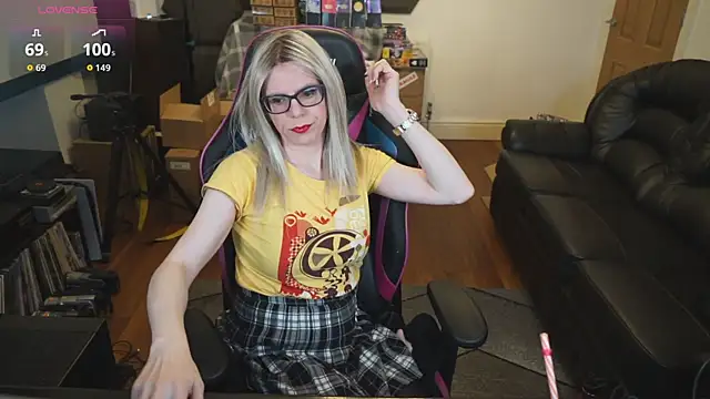 Snapshot of KelseyCobalt chatting on 11.24.25 KelseyCobalt online show from 11.24.25