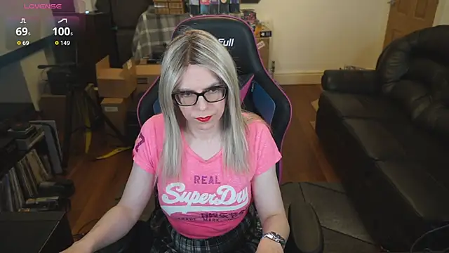 Snapshot of KelseyCobalt chatting on 11.27.25 KelseyCobalt online show from 11.27.25