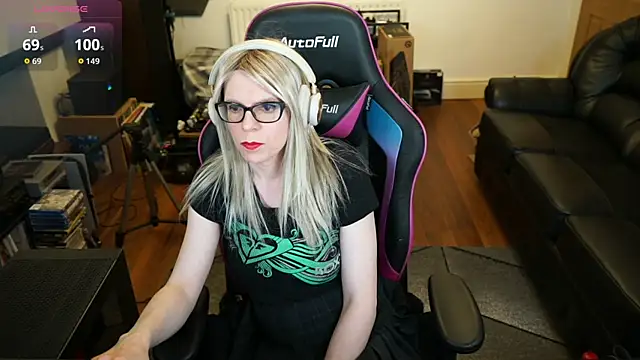 Snapshot of KelseyCobalt chatting on 06.05.26 KelseyCobalt online show from 06.05.26