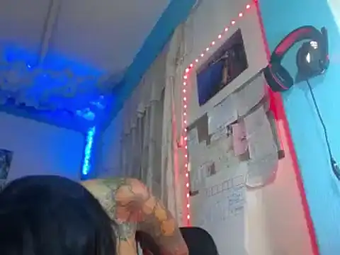 ERIKA-THEDOLL online show from 12.21.24