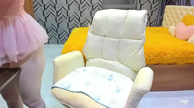 Snapshot of Toyota_Motor_Corporation chatting on 03.18.25 Toyota Motor Corporation online show from 03.18.25