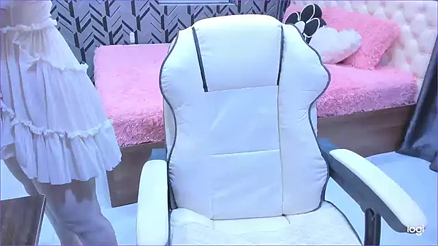 Snapshot of Toyota_Motor_Corporation chatting on 09.14.25 Toyota Motor Corporation online show from 09.14.25