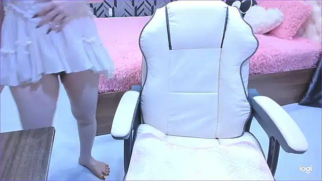 Snapshot of Toyota_Motor_Corporation chatting on 09.25.25 Toyota Motor Corporation online show from 09.25.25