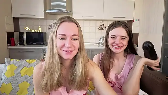 Naughty Alice online show from 09.22.25