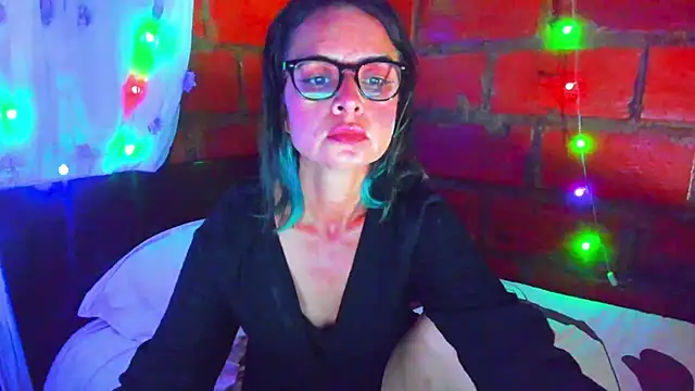 BrianaGarner online show from 05.17.26