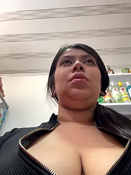 emilyjohanson online show from 11.29.25