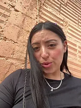 Snapshot of Sofhi_corolinne31 chatting on 02.20.25 Sofhi corolinne31 online show from 02.20.25