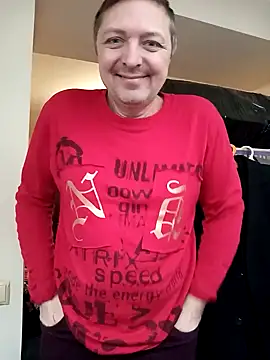 Snapshot of Pokaz2020 chatting on 12.04.24 Pokaz2020 online show from 12.04.24