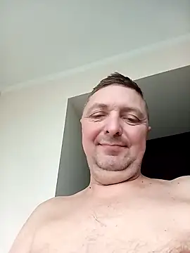 Snapshot of Pokaz2020 chatting on 12.16.24 Pokaz2020 online show from 12.16.24