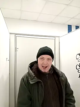 Snapshot of Pokaz2020 chatting on 12.25.24 Pokaz2020 online show from 12.25.24