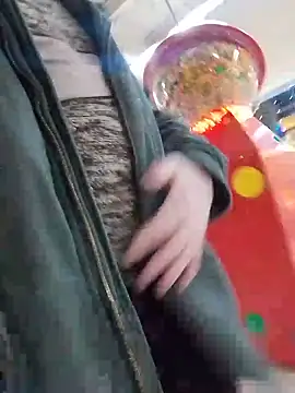 Snapshot of Pokaz2020 chatting on 01.17.25 Pokaz2020 online show from 01.17.25