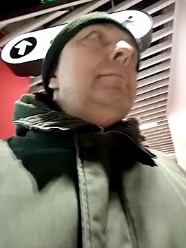 Snapshot of Pokaz2020 chatting on 01.19.25 Pokaz2020 online show from 01.19.25