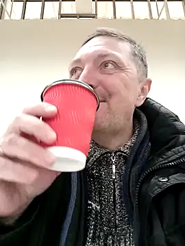 Snapshot of Pokaz2020 chatting on 02.26.25 Pokaz2020 online show from 02.26.25