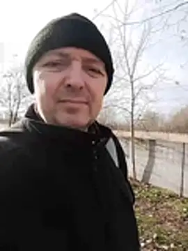 Snapshot of Pokaz2020 chatting on 11.14.25 Pokaz2020 online show from 11.14.25