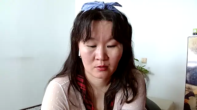 Snapshot of Akira_xx chatting on 03.13.25 Akira xx online show from 03.13.25